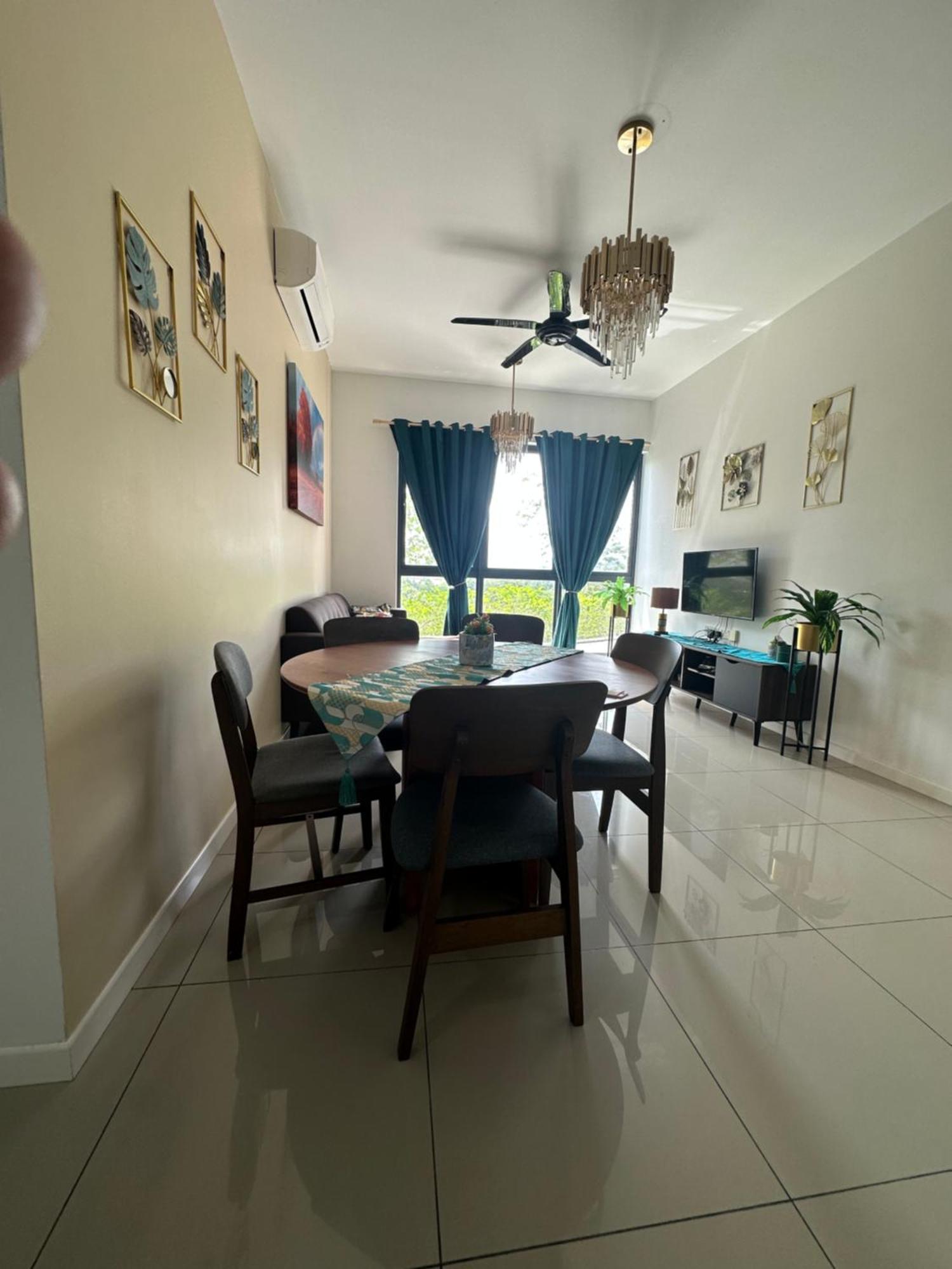 The Clio 2 Residences, Beside Conezion, Beside Ioi City Mall, Opposite Serdang Hospital, Beside Uniteen And Upm, Putrajaya Ngoại thất bức ảnh